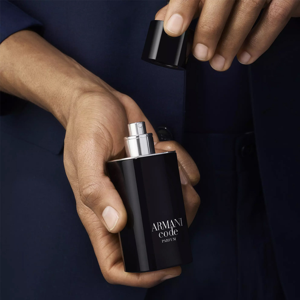 GIORGIO ARMANI ARMANI CODE PARFUM